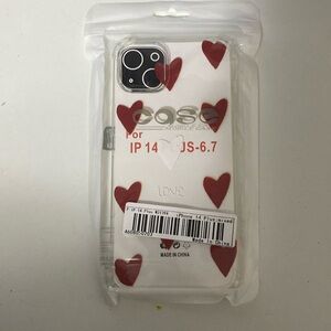 iPhone 14 Plus case heart